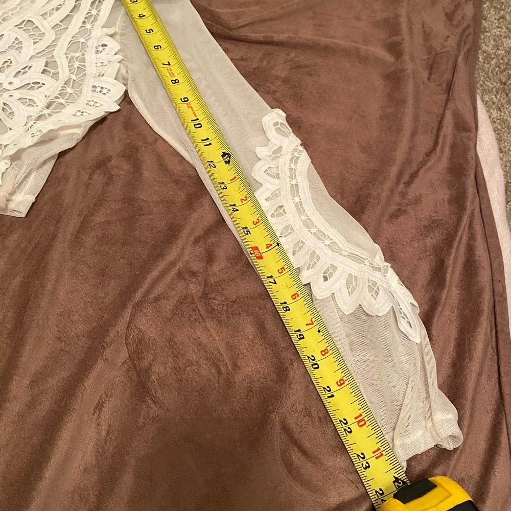 Vintage Lace and MeshTie up Top/Over-jacket Size Small. Boho and Feminine, EUC - Picture 13 of 16